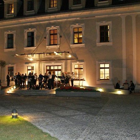 Hotel Zamek Lubliniec Buitenkant foto
