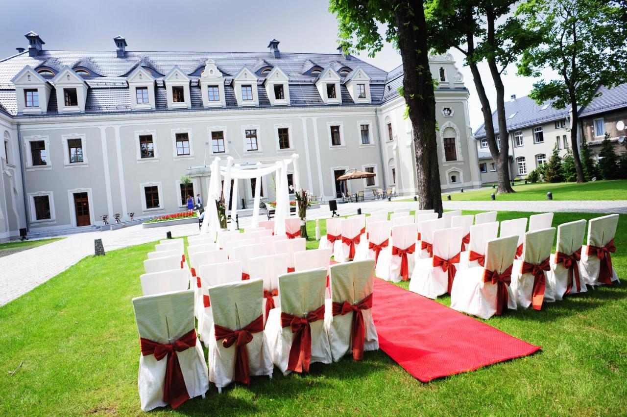 Hotel Zamek Lubliniec Buitenkant foto