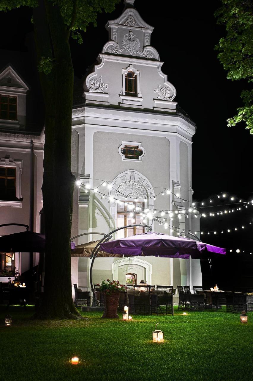 Hotel Zamek Lubliniec Buitenkant foto