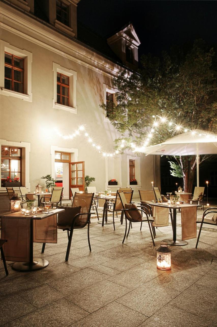 Hotel Zamek Lubliniec Buitenkant foto