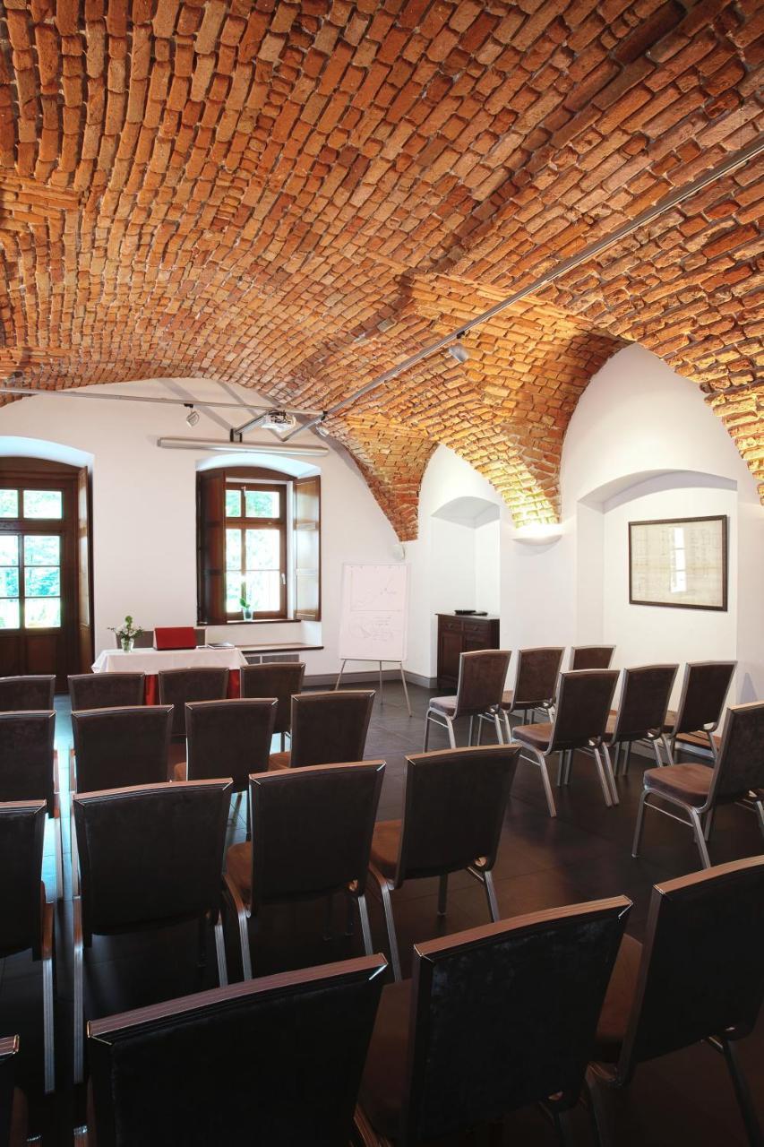 Hotel Zamek Lubliniec Buitenkant foto