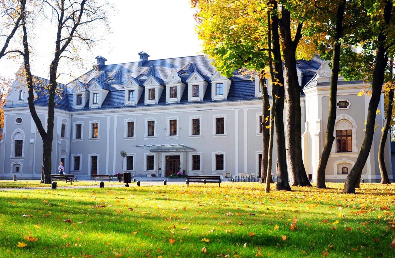 Hotel Zamek Lubliniec Buitenkant foto