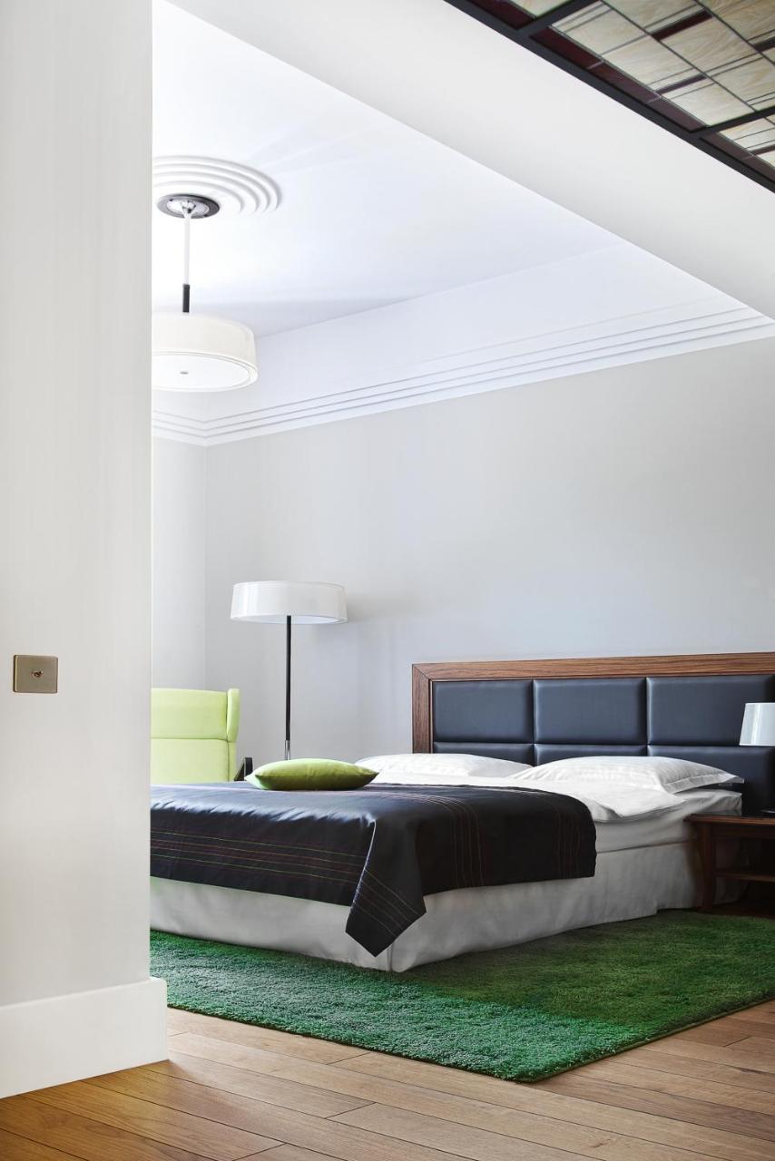 Hotel Zamek Lubliniec Buitenkant foto